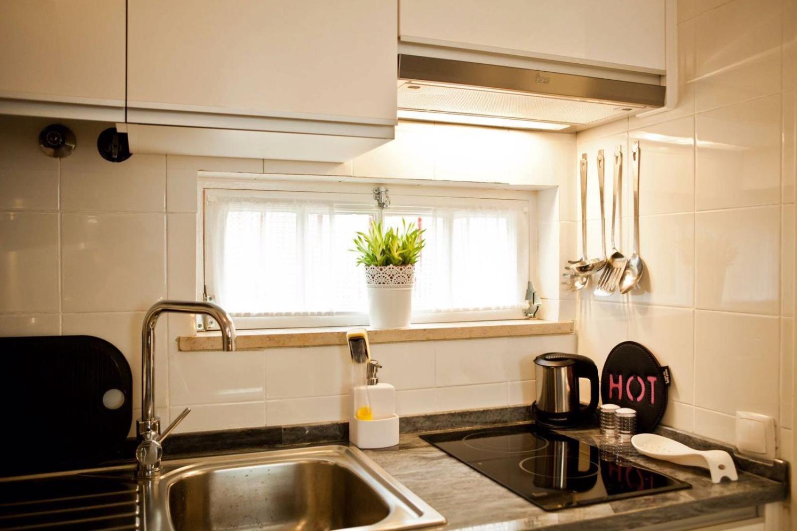 Bica Little House By Spoton Apartments ลิสบอน ภายนอก รูปภาพ